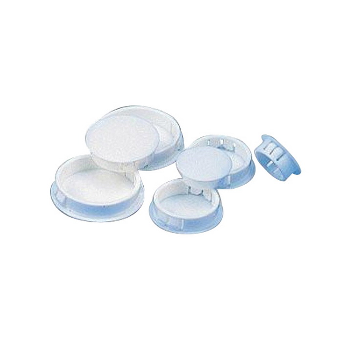 Plastic Plug - 2-1/2